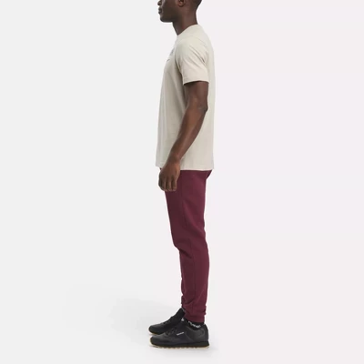 Reebok Identity Big Stacked Logo T-Shirt